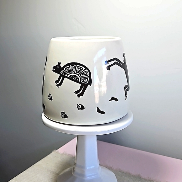 The Treasure Chest Las Cruces NM 1998 Southwest Human & Bear Pottery Mug #201 - Picture 4 of 7